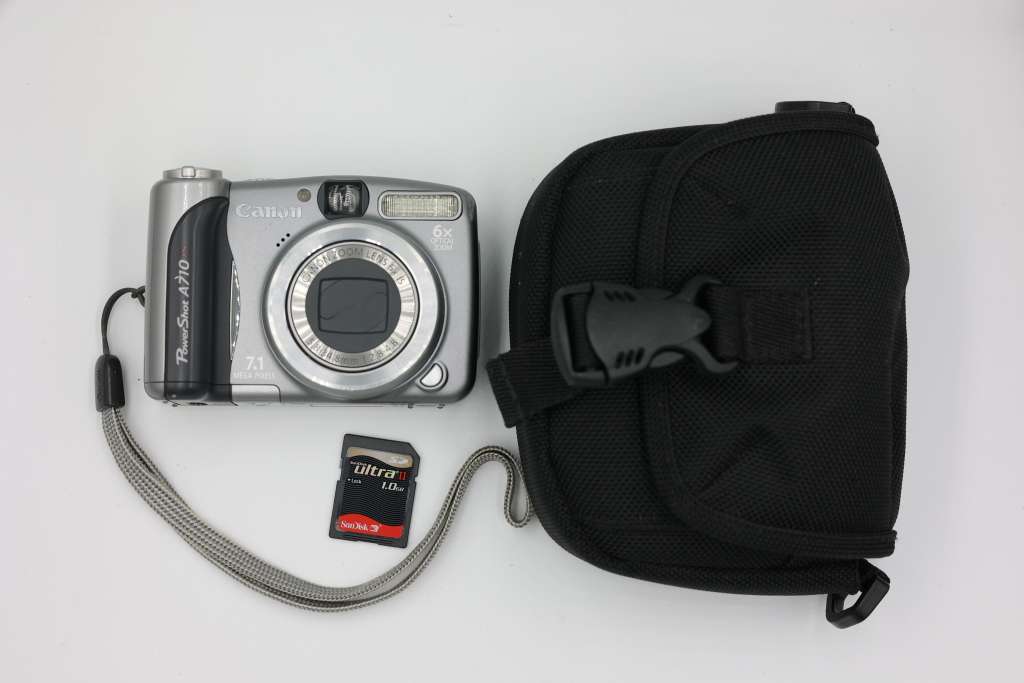 Canon PowerShot A710is digital point and shoot camera