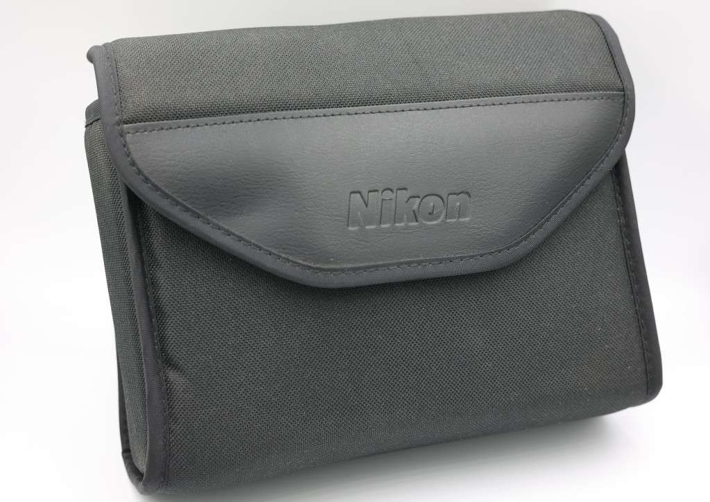 Nikon Aculon A211 10x42 binoculars