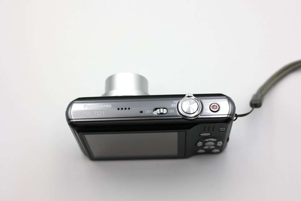 Panasonic LUMIX DMC-FS11 digital point and shoot camera