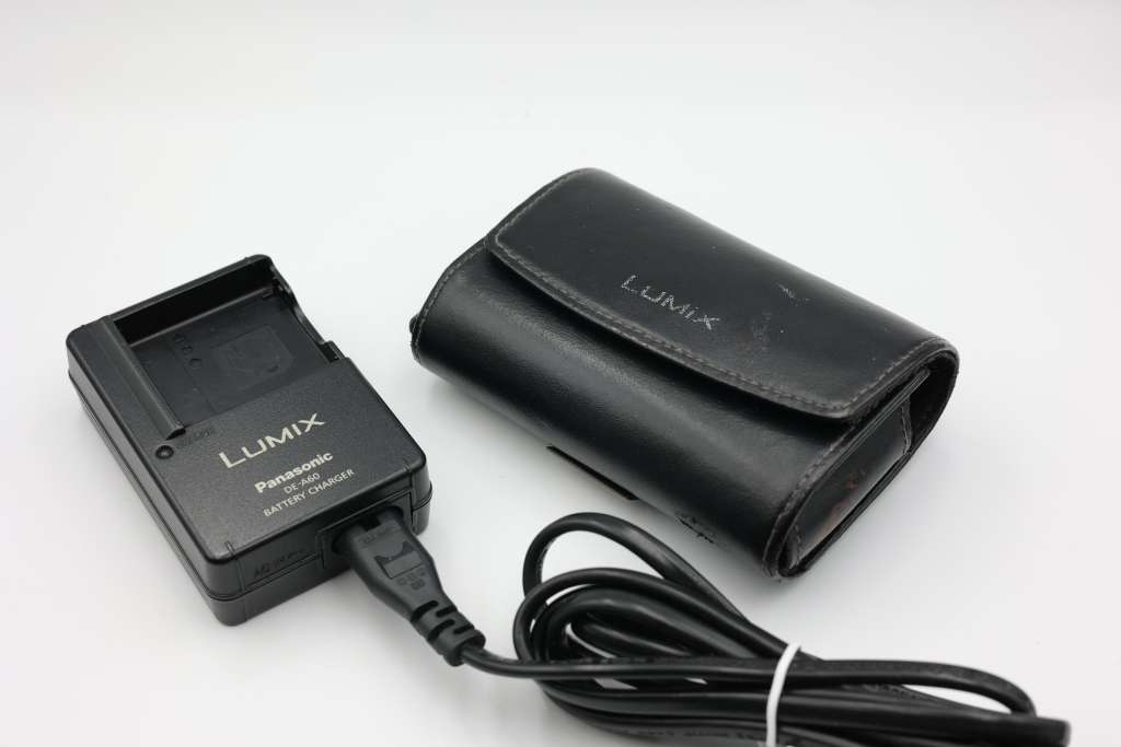 Panasonic LUMIX DMC-FS11 digital point and shoot camera