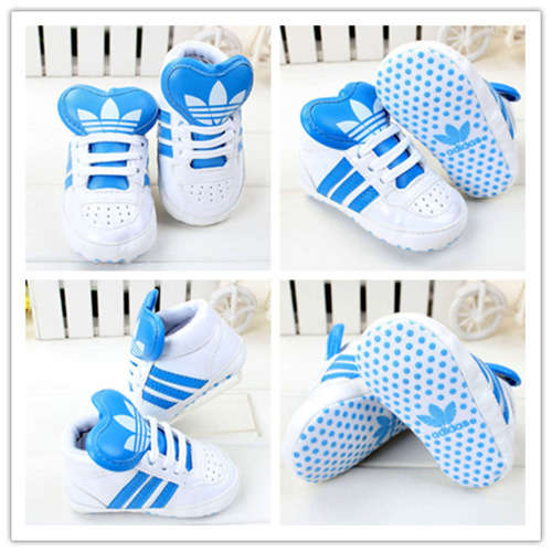 ADIDAS BABY SNEAKERS.....LAST SIZE:3 (12-18 MONTHS)