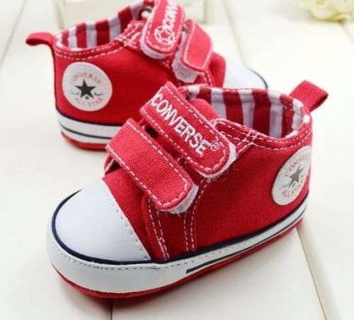 ALL STAR CONVERSE  BABY SHOES.