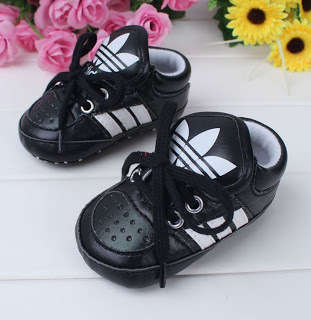 ADIDAS BABY SNEAKERS.