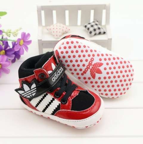 ADIDAS HI-TOP BABY SNEAKERS.