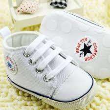 ALL STAR CONVERSE  BABY SHOES. WHITE