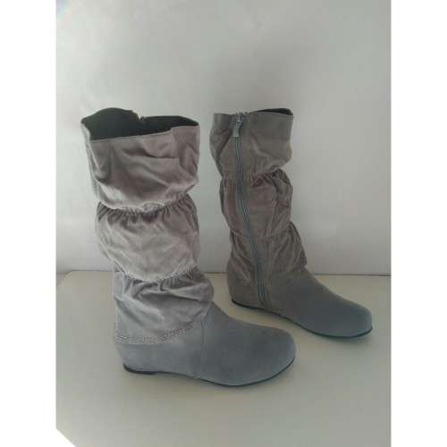 LOVELY FLAT SUEDE LOOK ZIG ZAG STRETCH BOOT....CLEARING BELOW COST. / BLACK.