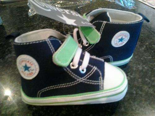 ALL STAR CONVERSE HI-TOPS ,BABY PRE WALKERS(Very Cute.See pics below).6-12m *New With Tags Attached*
