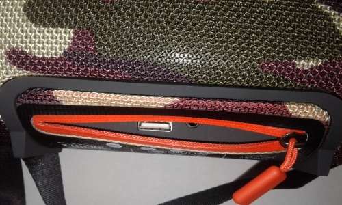 JBL XTREME BLUETOOTH SPEAKER ,PORTABLE ,WATERPROOF WIRELESS SPEAKER