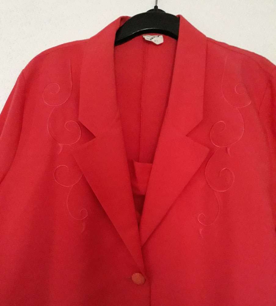 Dress Suit - Marchesa - 22.5 - Dark Pink