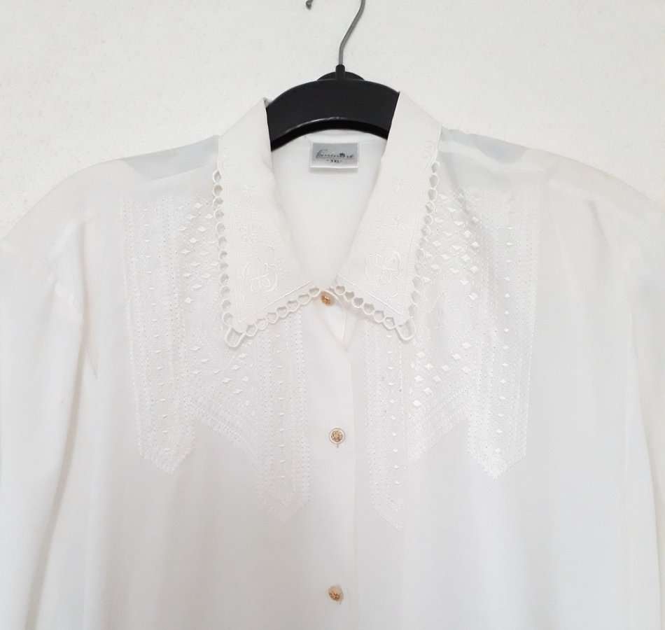 Women's Blouse - Feminine - White - XXL
