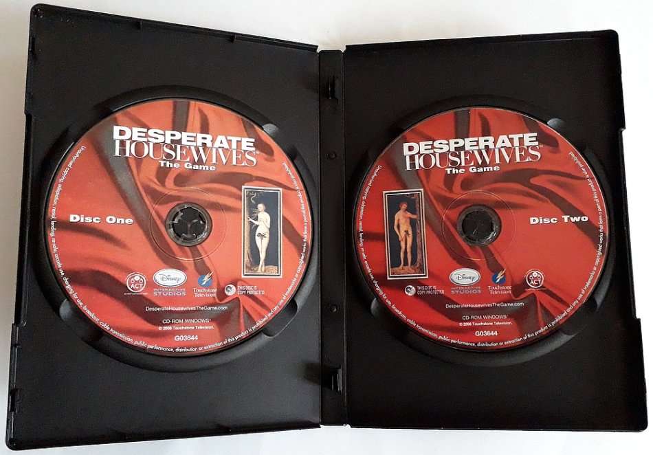 3 Game People Pack - Desperate Housewives, The Partners & SIMS