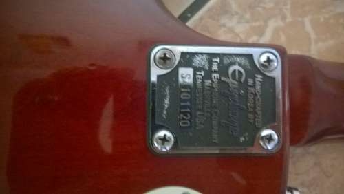 EPIPHONE LES PAUL 100 with HAMER guitar bag