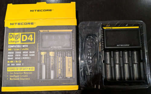 Nitecore Digi D4 with 4x Duracell AA