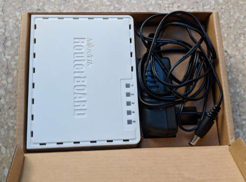 MikroTik Routerboard RB750GL