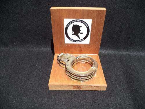 Group Forensic Service Handcuff