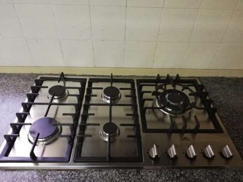 Delta Engineering 5 Burmer Gas Hob