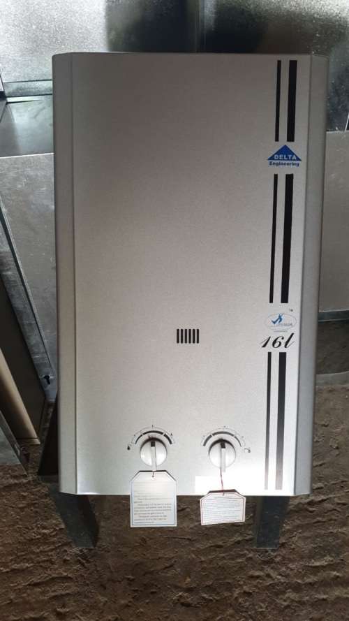 Delta Engineering 16lt Gas Geyser + FLUE + FREE DELIVERY