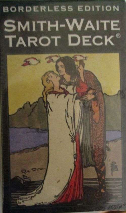 TAROT CARD SET  SMITH-WAITE TAROT DECK