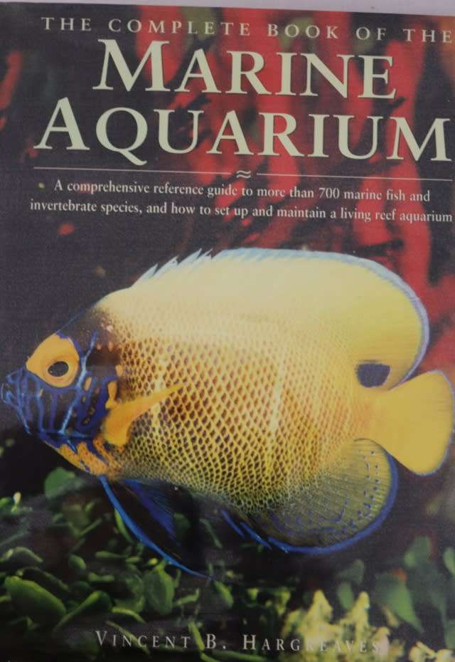 THE COMPLETE BOOK OF THE MARINE AQUARIUM. By Vincent B Hargreaves