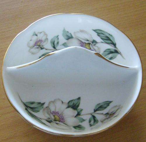 CROWN STAFFORDSHIRE DISH WITH DIVISION AND GOLD TRIM.