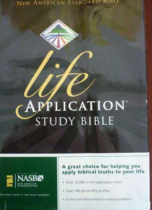 LIFE APPLICATION STUDY BIBLE