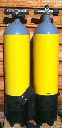 Twin 7litre tanks on Harness