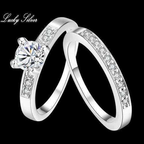 Fantastic price!! Sterling Silver - filled Wedding Ring Set with simulated diamonds Sizes 5-9