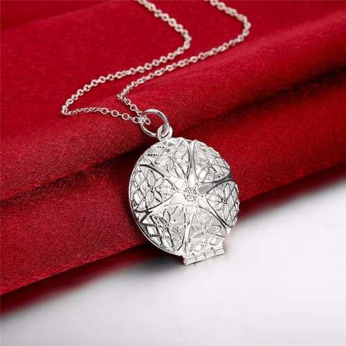 Fantastic price!! Sterling Silver - filled Locket heart Necklace at LOW LOW price 2 shapes