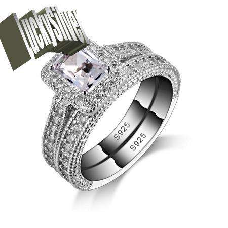 Fantastic price!! Sterling Silver - filled Wedding Ring Set with simulated diamonds Sizes 7-9
