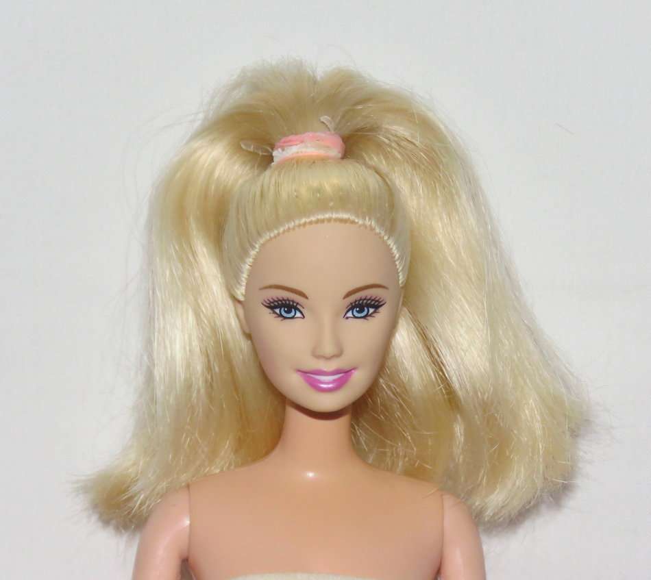 Mattel Ballerina Barbie doll