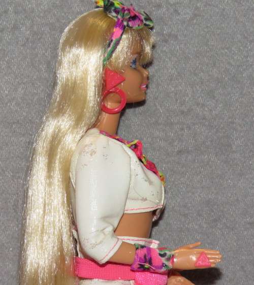 Mattel Rollerblade Barbie doll