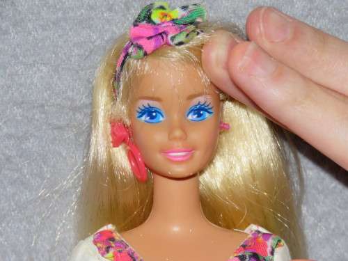 Mattel Rollerblade Barbie doll