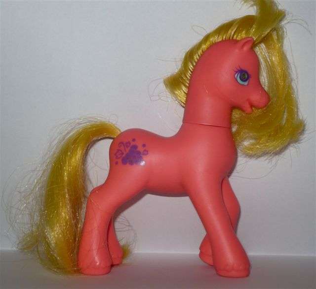 Hasbro My Little Pony G2 Bright Berry