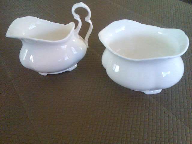 Royal Albert/Bone China/ England/Gossamer milk& sugar pot