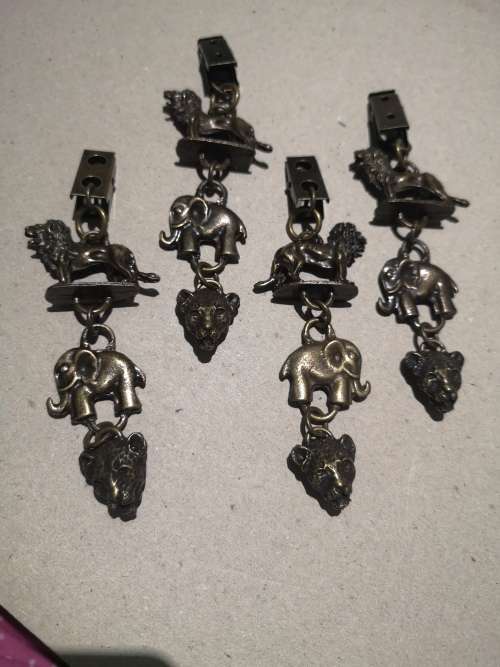 Cast Iron Tablecloth Weights for Home and Outdoor Use - Animals (4pc)