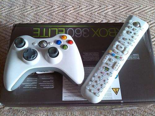XBox 360 Elite 120gb Console (Black) + Extras, 2nd Wireless Controller and Media Remote