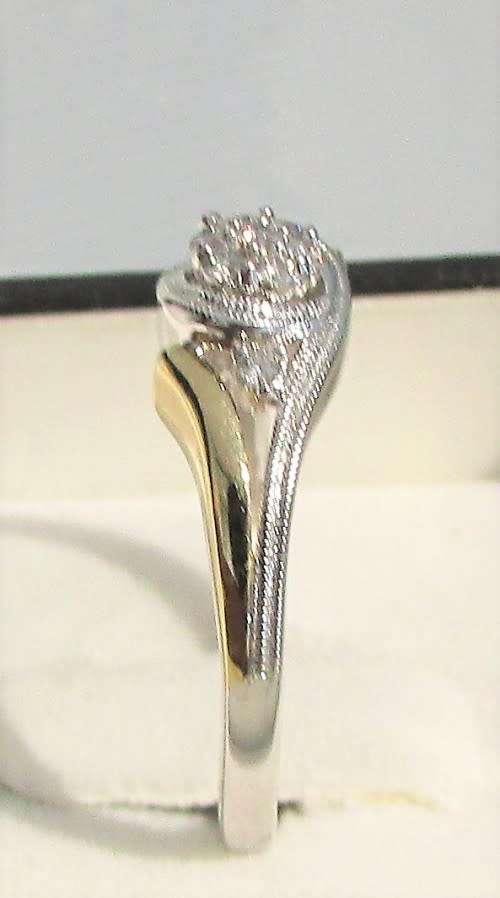 FREE CERTIFICATE********SUPERB TWO TONE [R27639]** SWIRL DESIGN [0.300ct] DIAMOND RING [WHITE / YELL