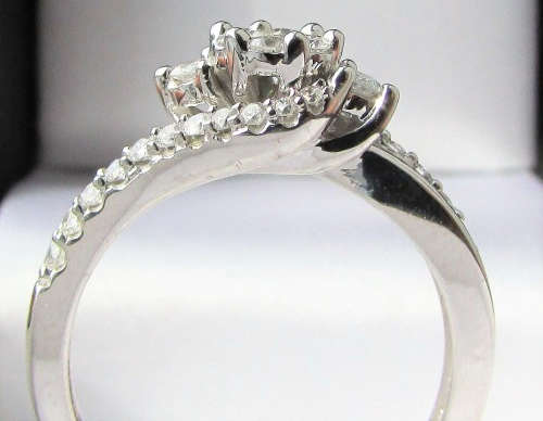 **SUPER SPARKLY [R38083]** SWIRL DESIGN [0.715ct] DIAMOND [SI3] RING [WHITE GOLD]