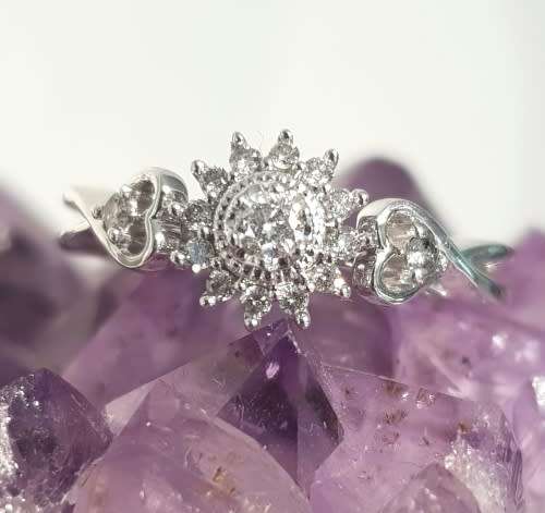 **HALO DESIGN | R27451** ROUND CUT | 0.300ct | DIAMOND RING | WHITE GOLD