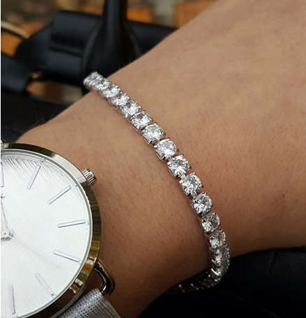 Elegant White Gold plated Engagement Tennis Bracelet -  With Ice White Simulated Stones - Size 17cm