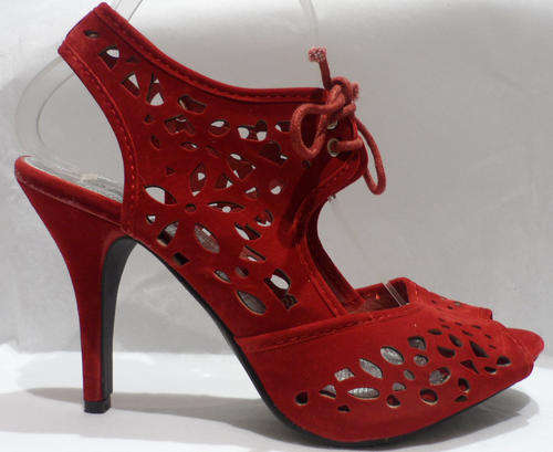 ABSOLUTELY AMAZING COUTURE CATWALK STYLE!!! size 5- TOO CLASSY AND COMFY