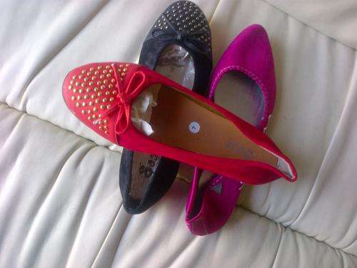 SIZE7:ONE BIDDER TAKES ALL 3 PAIRS OF SHOES+1 PAYMENT OF R65POSTAGE FOR ALL3PAIRS