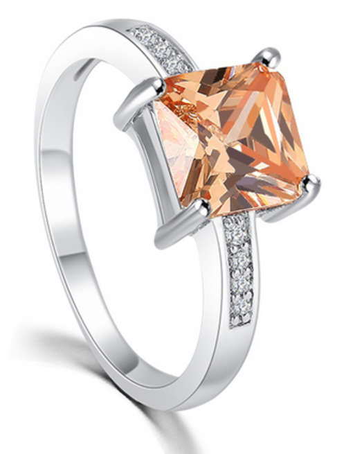 BREATHTAKING!! WHITE GOLD PLATED WITH SIMULATED DIAMOND RING SIZE 7/17.3MM/O