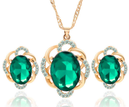 EXQUISITE!! YELLOW GOLD PLATED WITH SIMULATED DIAMOND NECKLACE AND EARRING SET ERV R999