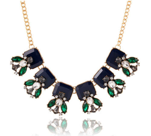 EXQUISITE!! YELLOW GOLD PLATED WITH SIMULATED DIAMOND NECKLACE ERV R999