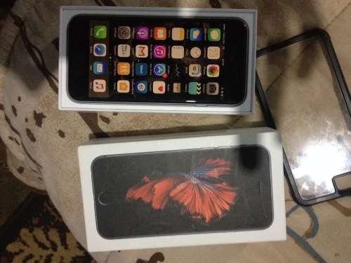 iPhone 6s 16Gig almost new (9.8/10 rating) with all extras included.