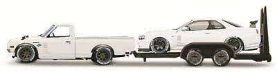 1973 DATSUN 620 PICKUP and NISSAN SKYLINE R34 and TRAILER SET 1:24 CARS MAISTO 32754