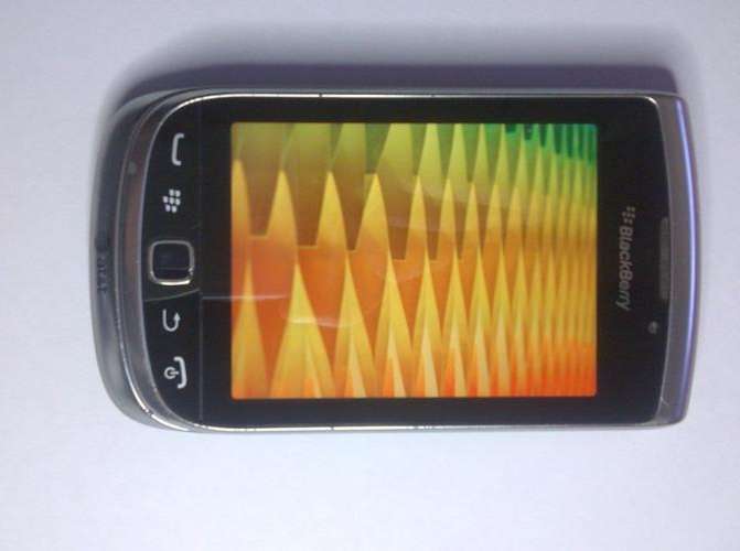 GENUINE BLACKBERRY TORCH 9810, IN EXCELLENT COND! Guaranteed to work on all SA Networks! Local stock