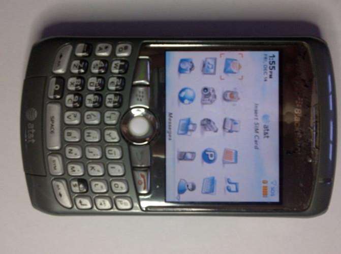 GENUINE Blackberry Curve 8310. *UNLOCKED to all SA Networks**BIS, BBM, Camera with flash!