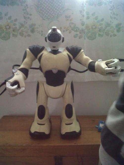 Remote controlled ROBOT